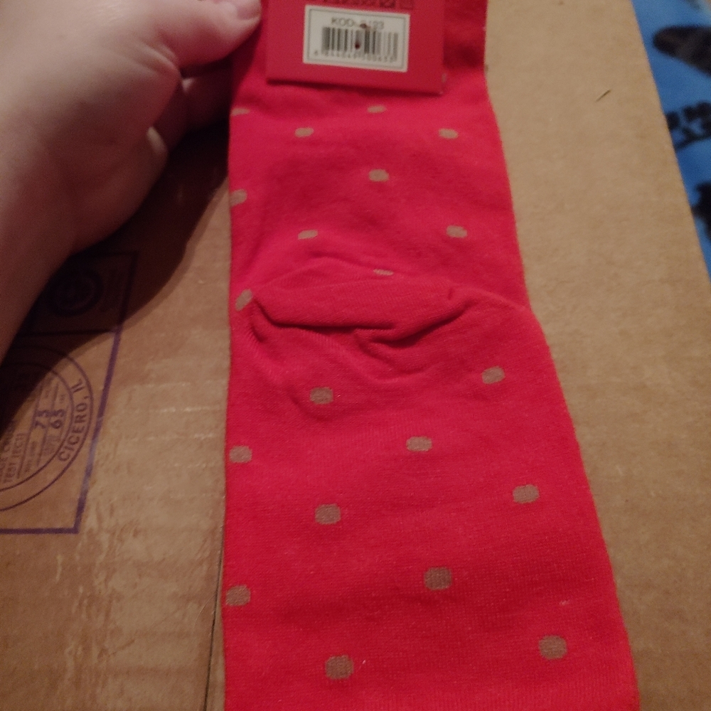 Red Gingerbread Socks - Picture 5 of 6